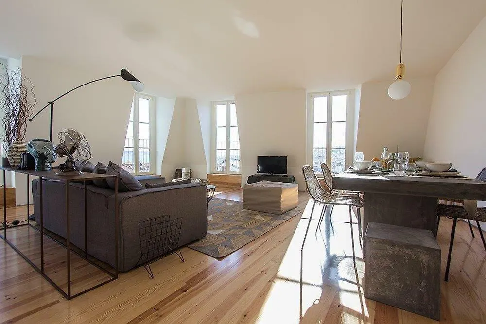 Luxury T.M. Penthouse With A View Apartment Lisbon